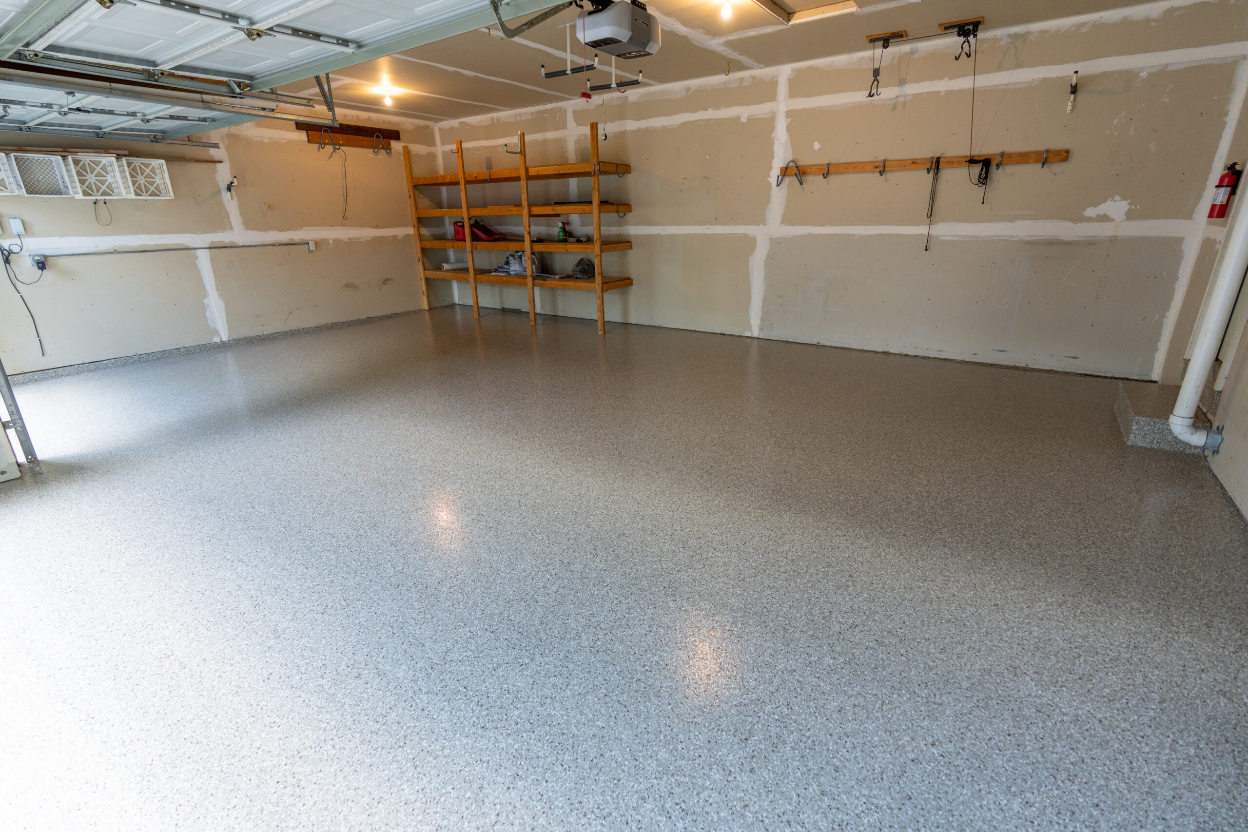 Pebble flake garage floor coating
